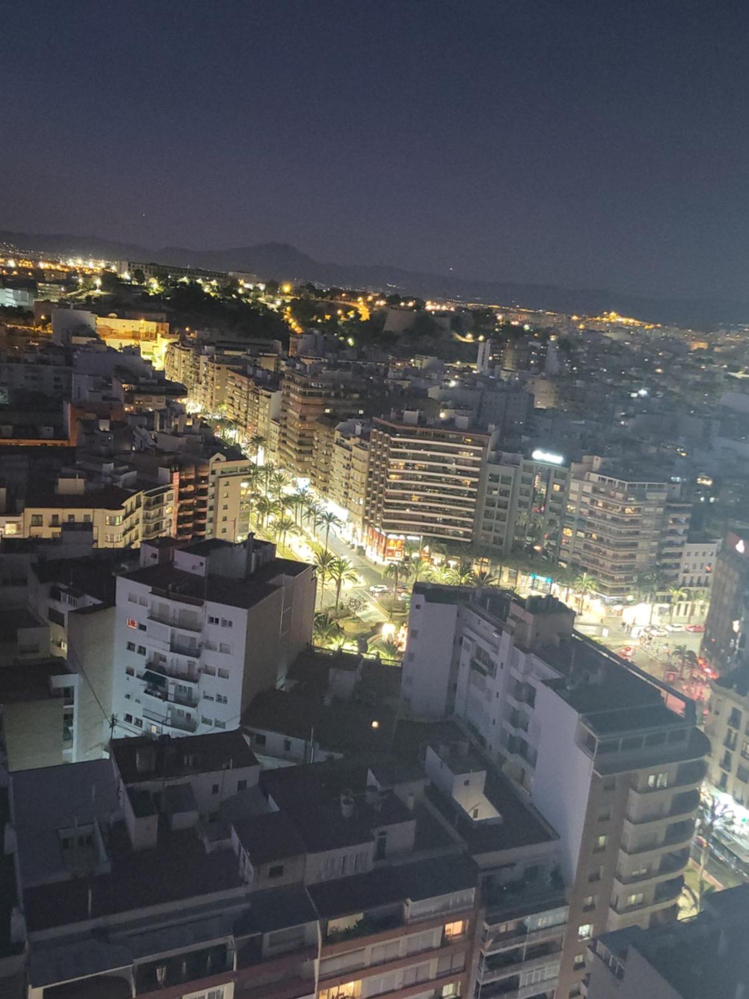 Charming Studio In The Center Of The City Apartamento Pleno Centro De Alicante Luaran gambar