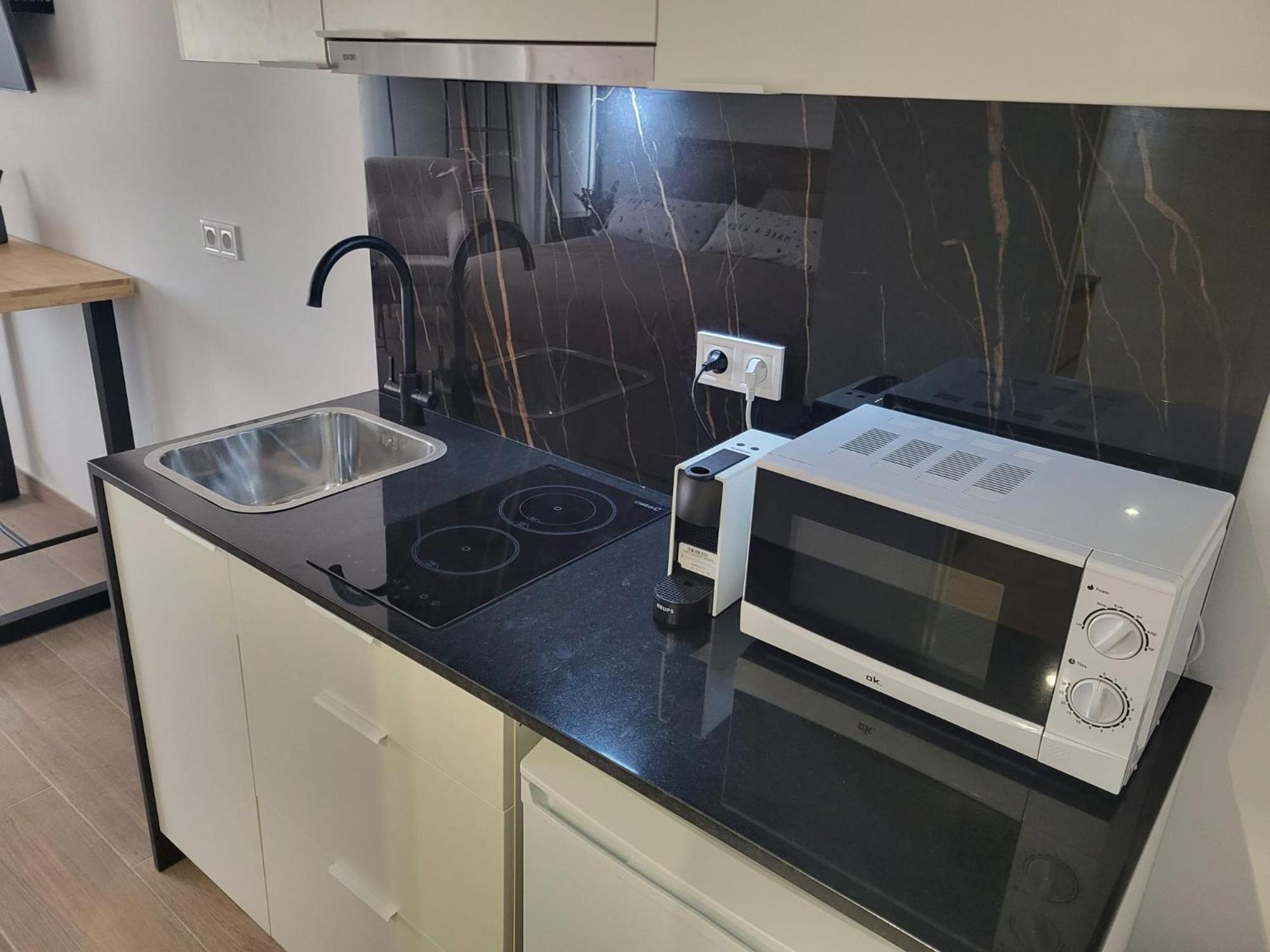 Charming Studio In The Center Of The City Apartamento Pleno Centro De Alicante Luaran gambar
