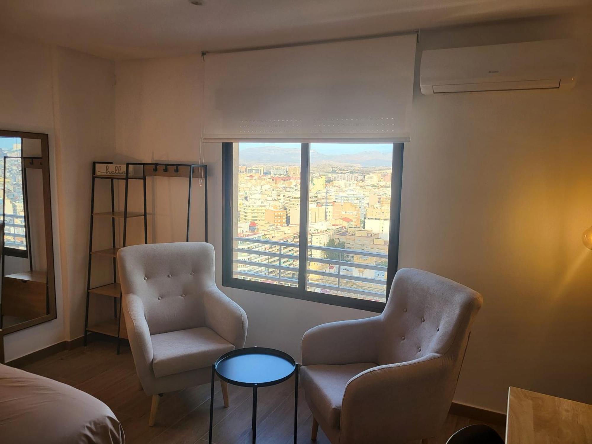 Charming Studio In The Center Of The City Apartamento Pleno Centro De Alicante Luaran gambar