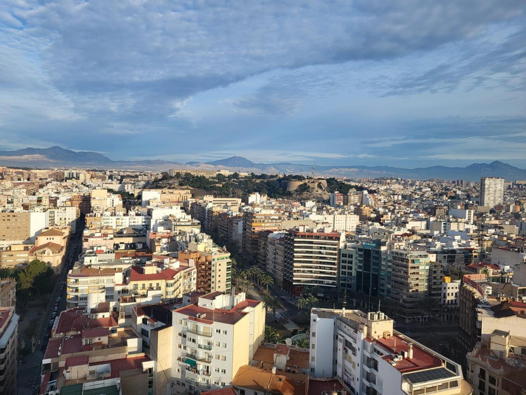 Charming Studio In The Center Of The City Apartamento Pleno Centro De Alicante Luaran gambar